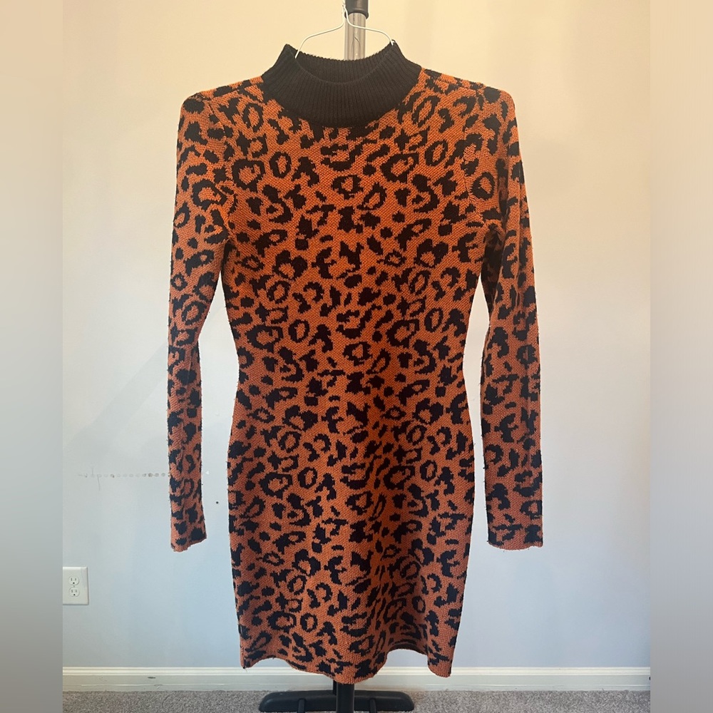 Orange brown cheetah print Derek Heart knit dress long sleeve size medium